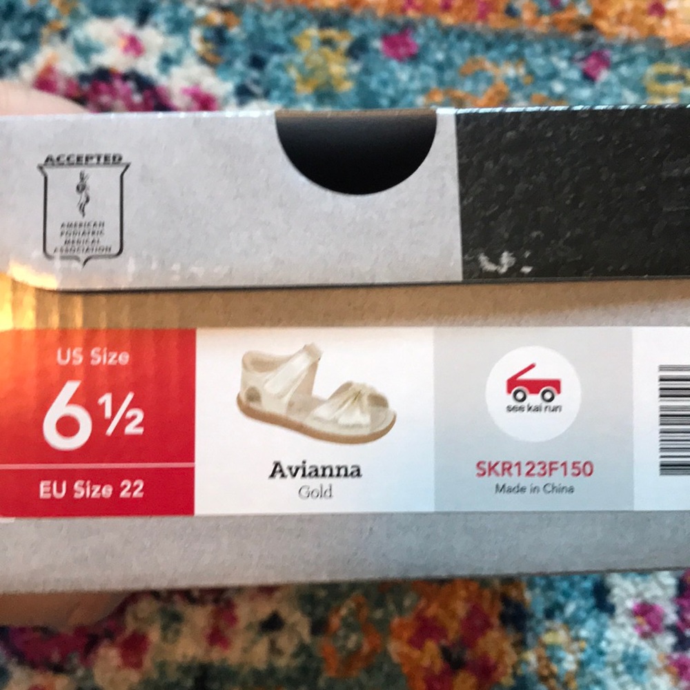 🎉🎉HPx2🎉🎉 New See Kai Run toddler sandals - Picture 4 of 4